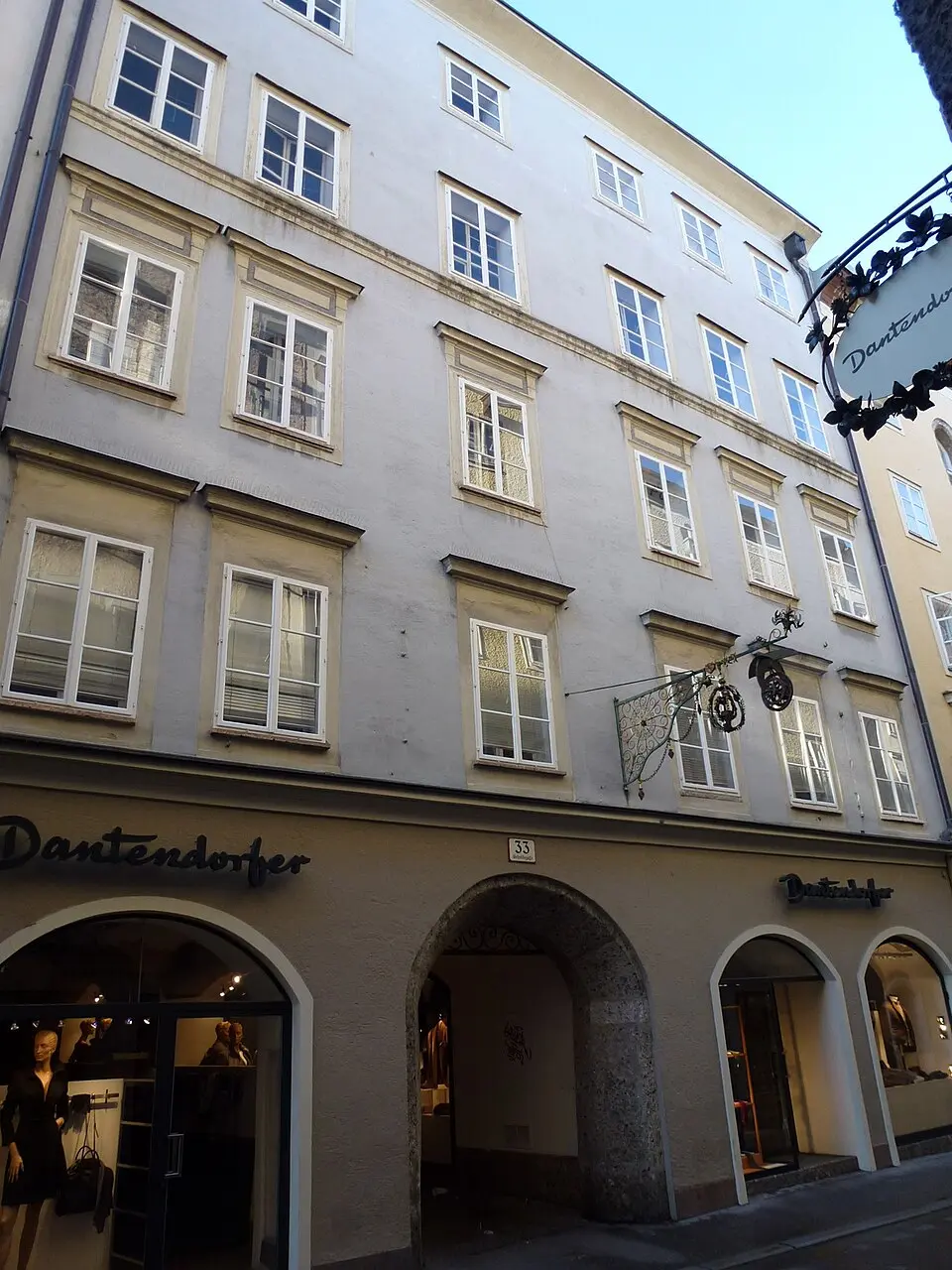 Getreidegasse 33, Salzburg