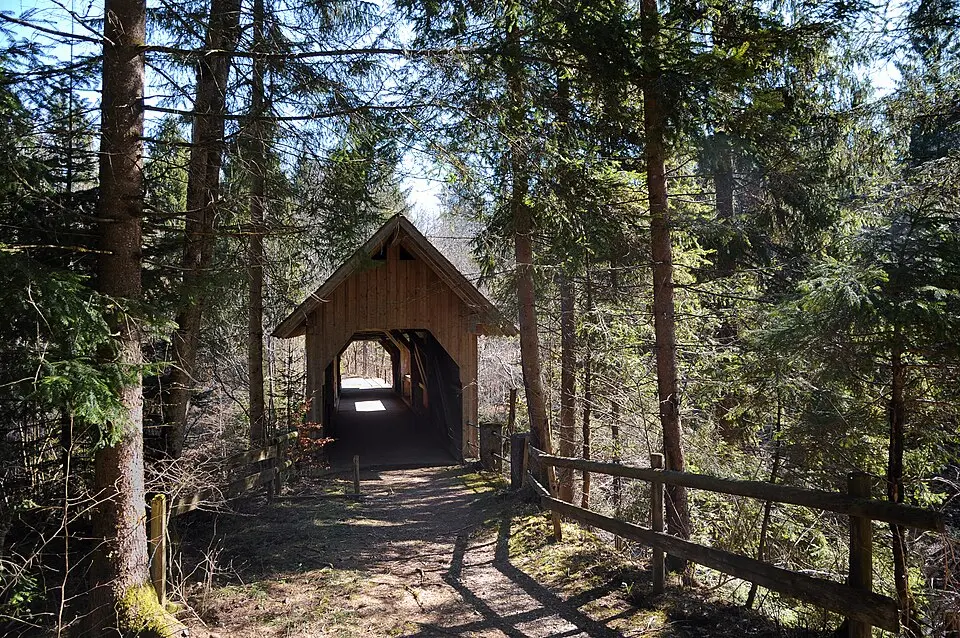 Immagine: böhringer friedrich · CC BY-SA 2.5 Gießenbrücke