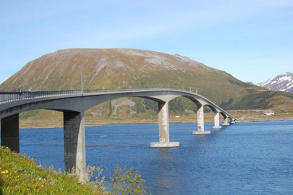 Gimsøystraumenbrücke