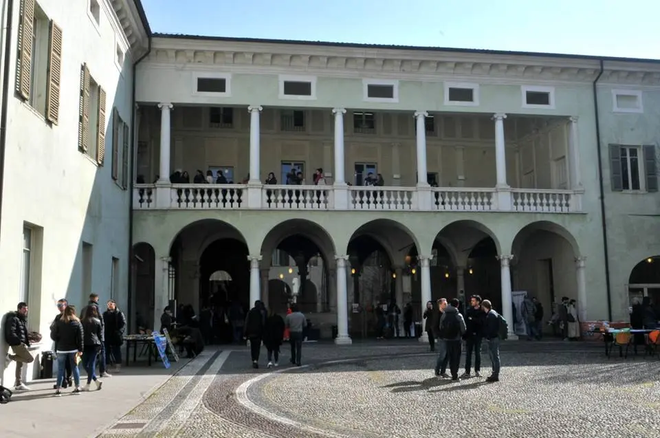 Palazzo Calini ai Fiumi