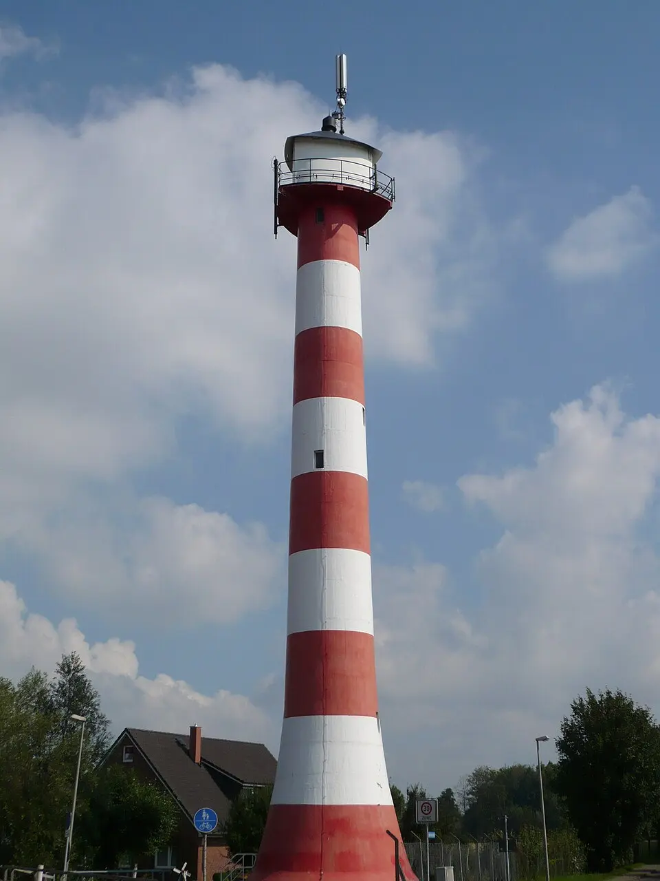 Image: Charles Hutchins from London, United Kingdom · CC BY 2.0 Glückstadt range rear light