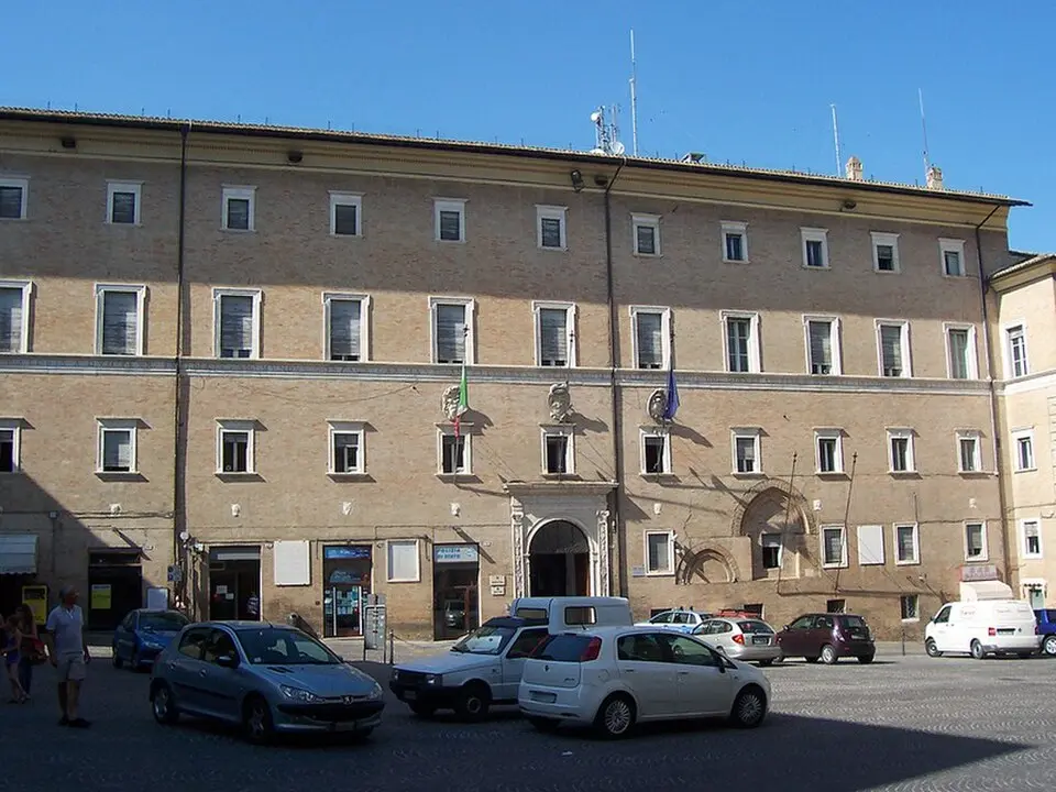 Palazzo del Governo (Macerata)