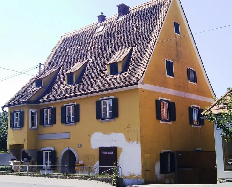 Image: Andi oisn · CC BY-SA 3.0 Bürgerhaus