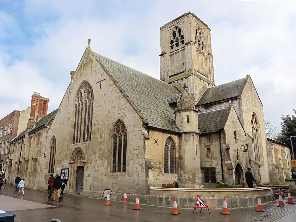 Obrázok: Dave Kelly · CC BY-SA 2.0 St Mary de Crypt Church