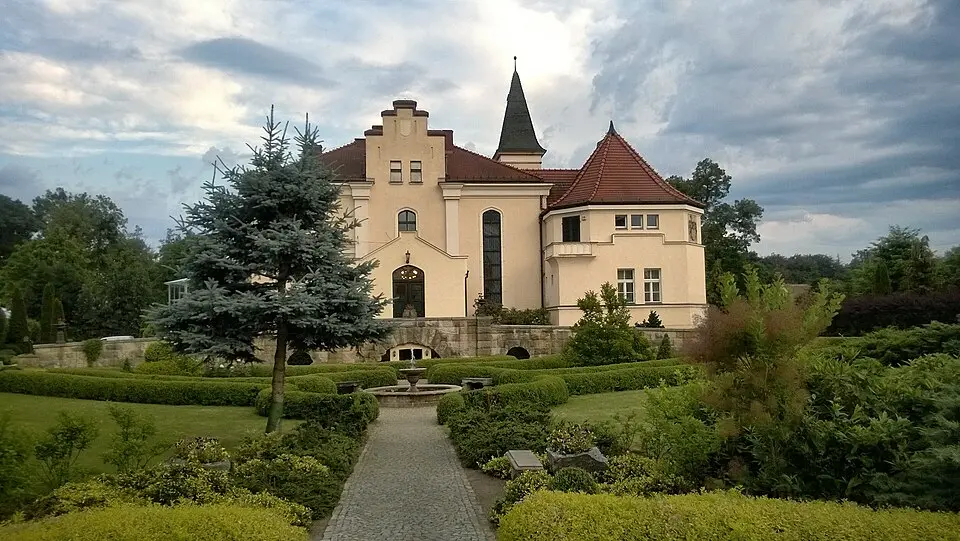 Pałac w Brzeźnie