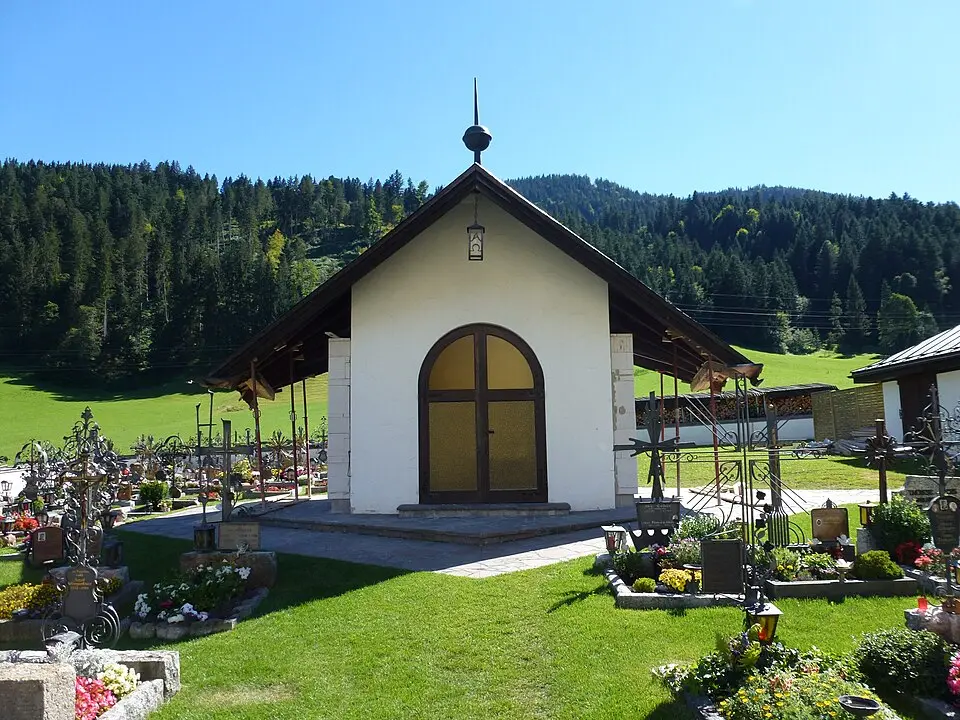 Aufbahrungshalle, Totenkapelle