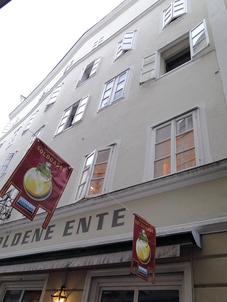 Bürgerhaus, ehem. Kupferschmidhaus, Gasthaus zur blauen Ente