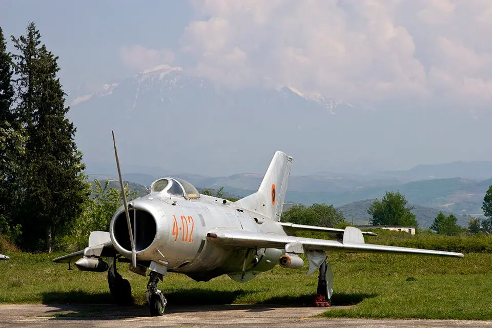 Aerodromi ushtarak i Kuçovës