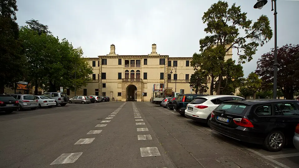 Palazzo Pisani