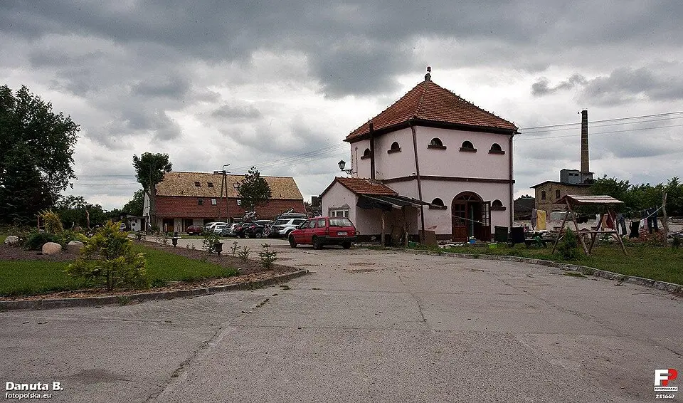 Zespół pałacowy w Gorzycy