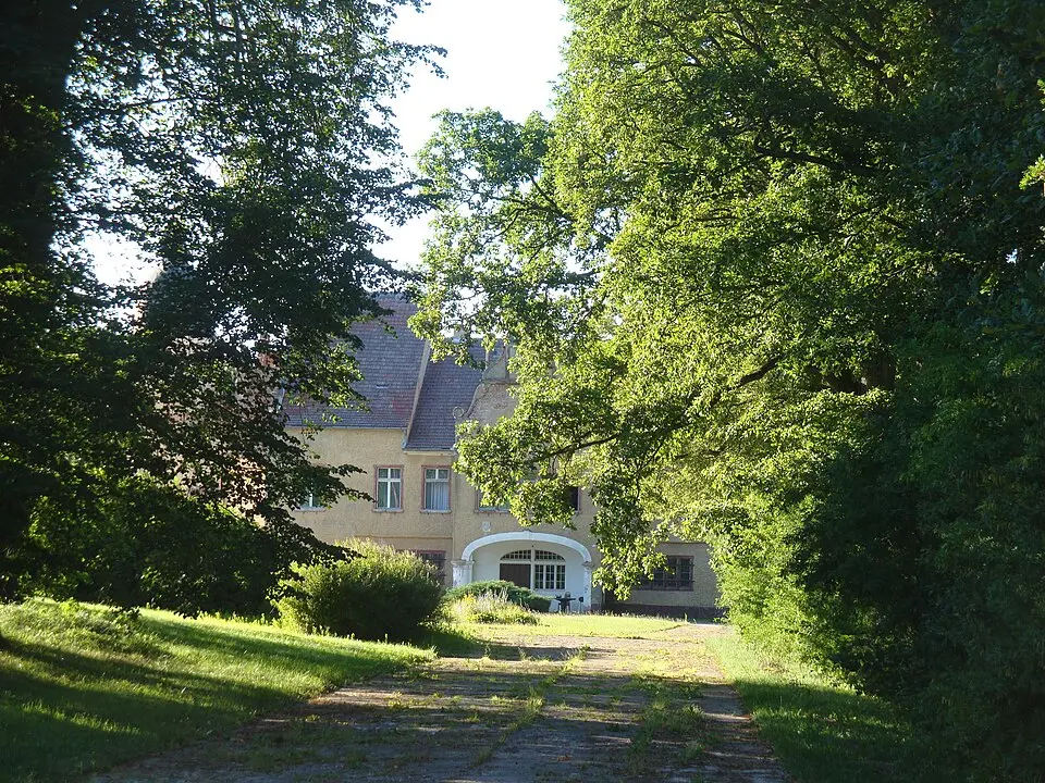 Pałac w Górzynie