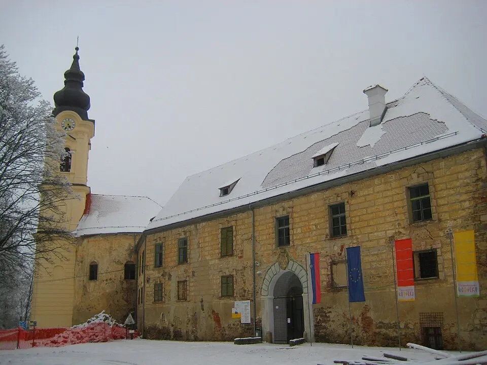 Občina Grad