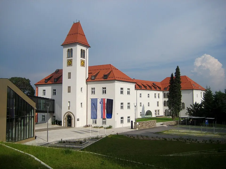 Hompoš Castle