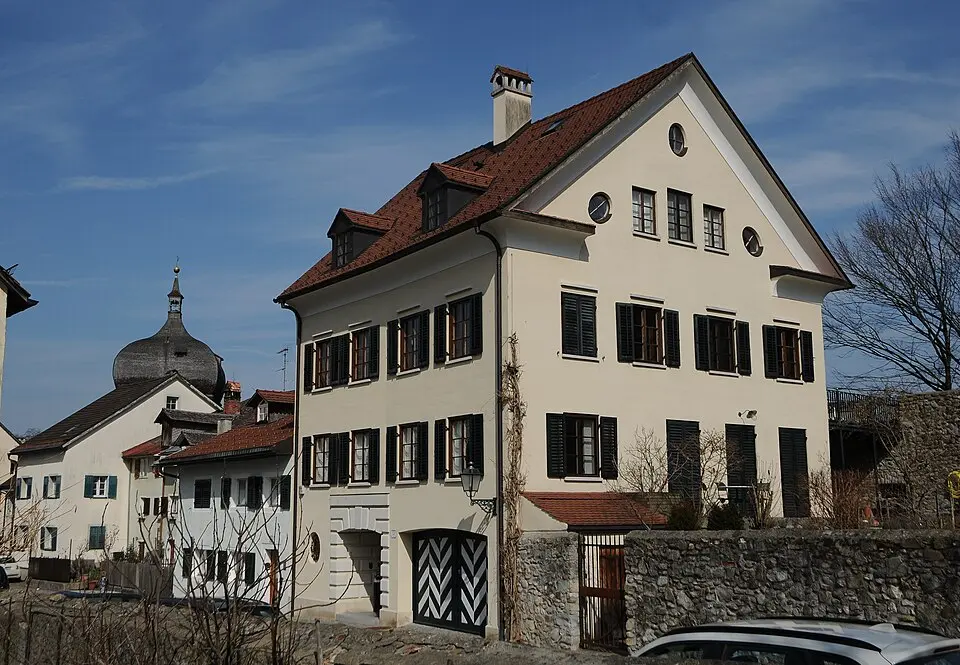 Graf-Wilhelm-Straße 13