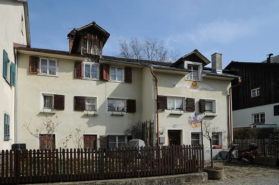 Graf-Wilhelm-Straße 9