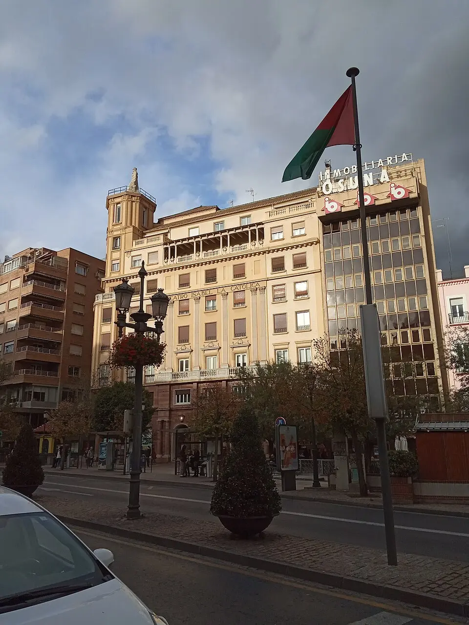 Teatro Municipal Isabel la Católica