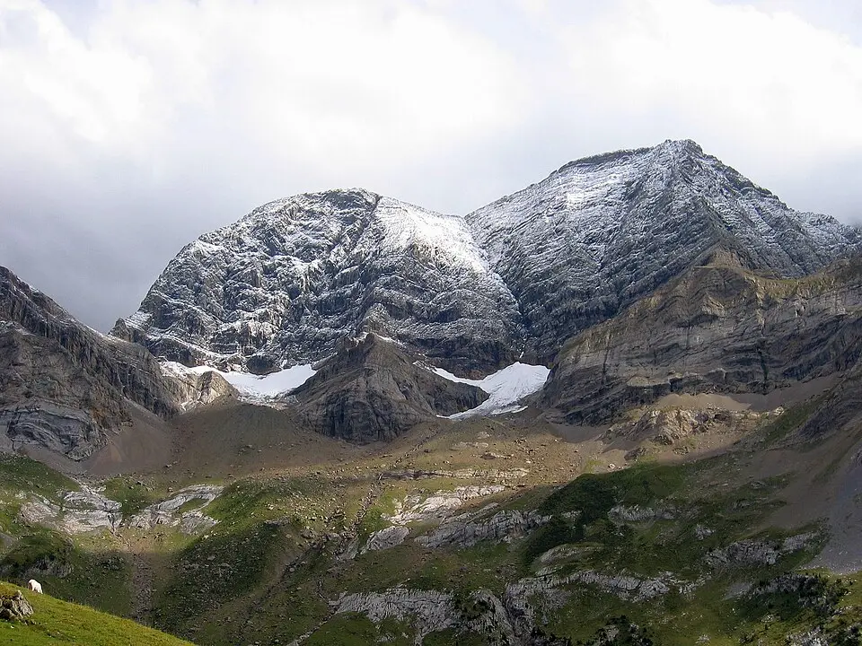 Image: Tigerente · CC BY 4.0 Petit Astazou