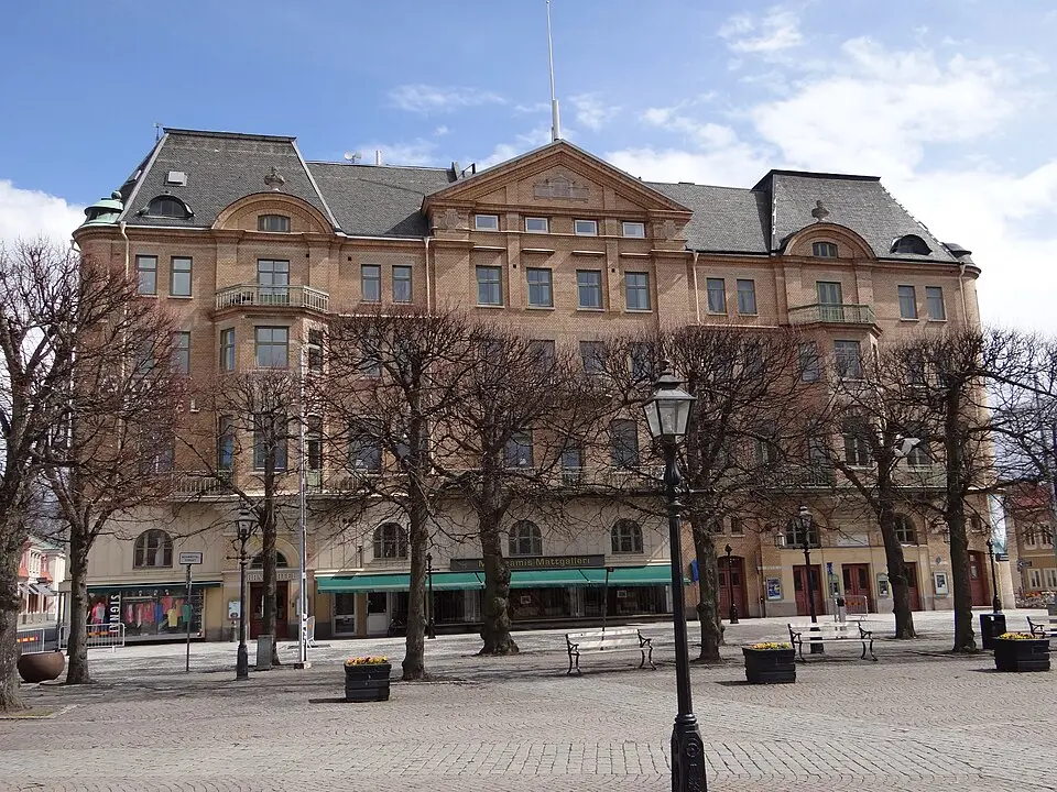 Grand Hotel