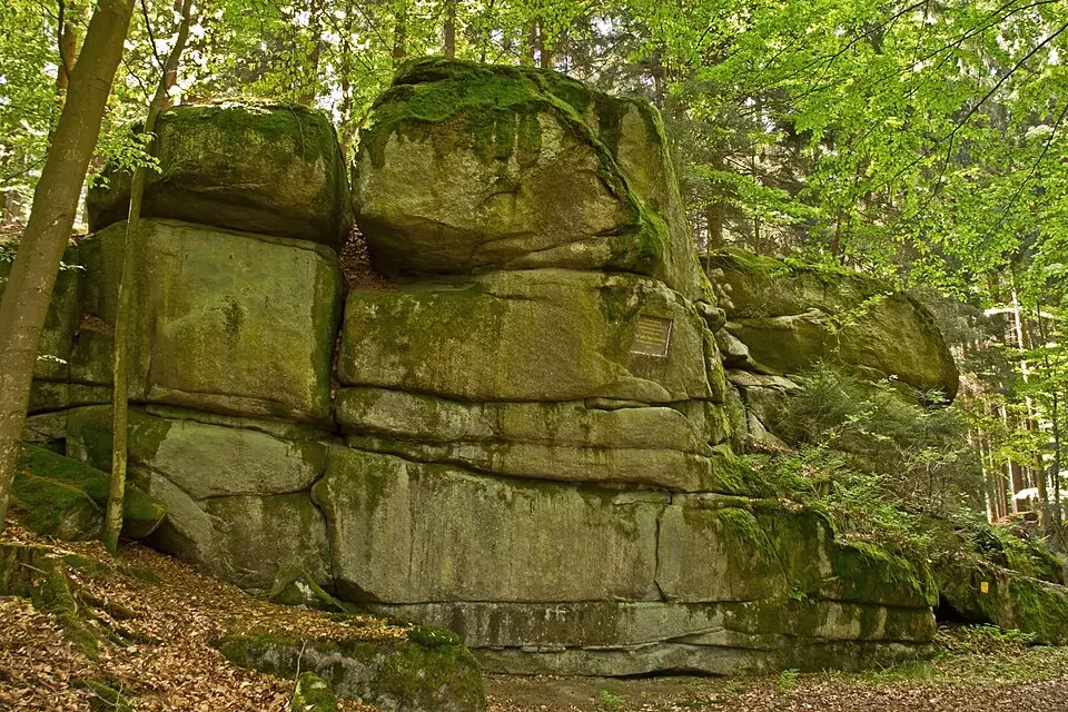 Felsgruppe Restlinge in Ludwigsthal