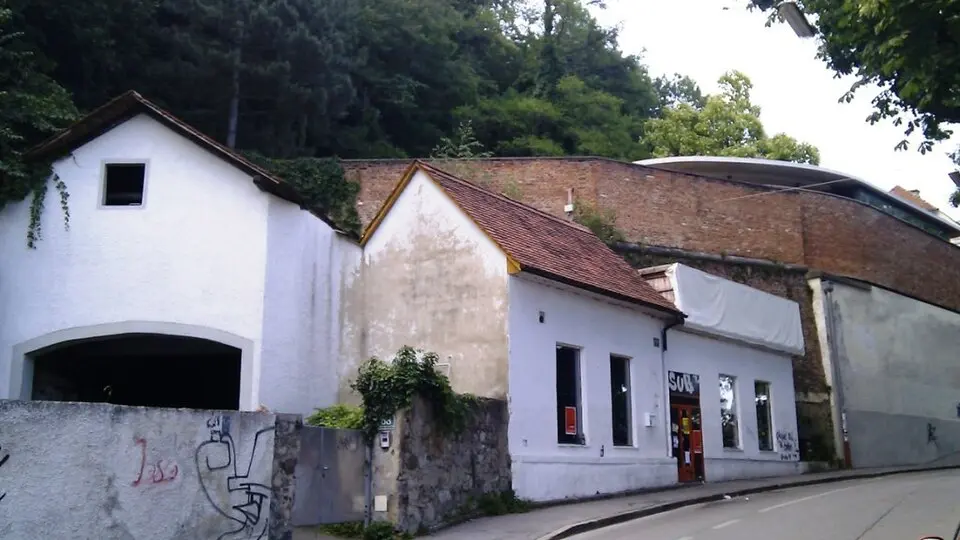 Reste der Bastei beim Dritten Sacktor