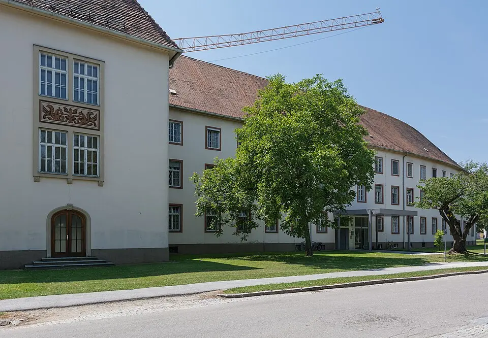 Obrázok: Isiwal · CC BY-SA 4.0 Pavillon A, Haus Nr. 4