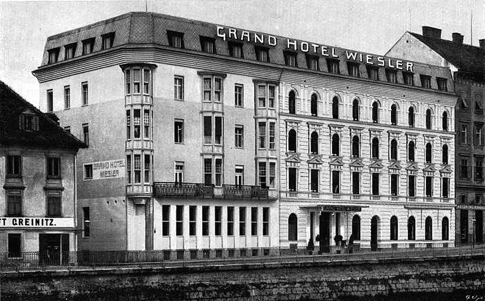 Image: Eigenscan aus Der Architekt, Jahrgang 1909 · Public domain Grand Hotel Wiesler