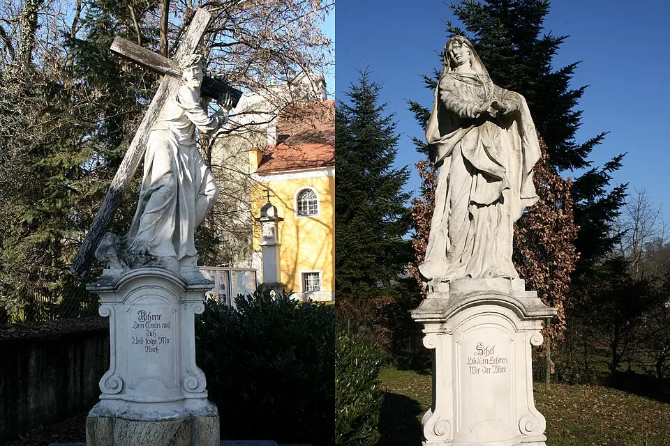 Figurenbildstöcke Kreuztragender Christus und Mater Dolorosa