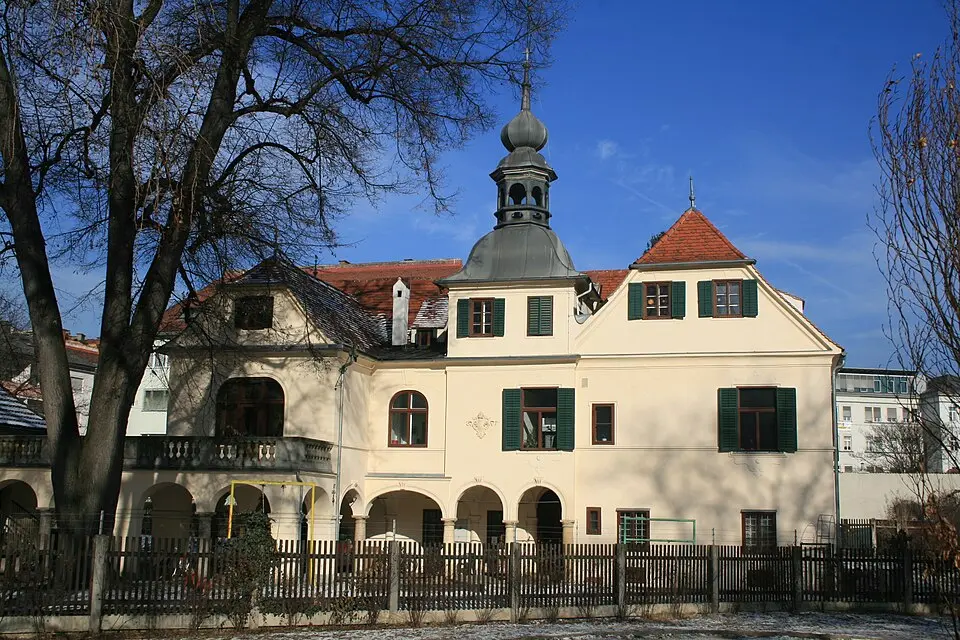 Image: Wolf32at · CC BY-SA 3.0 Mühl-Schlössl