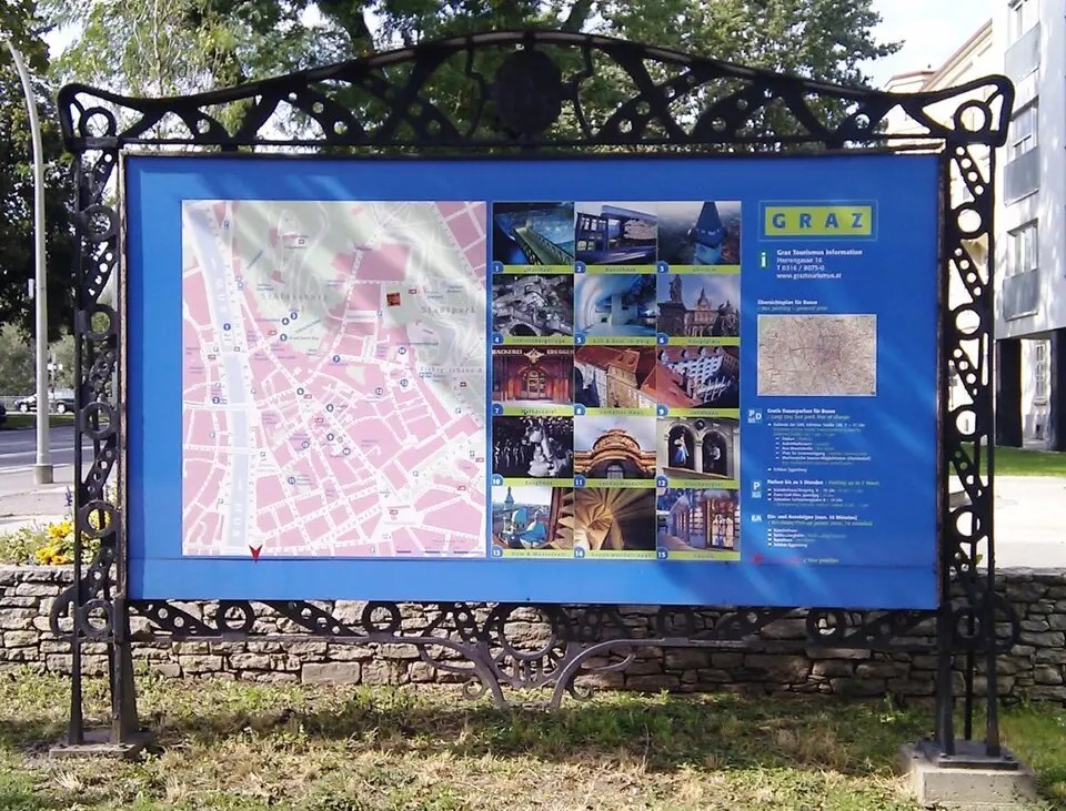 Werbetafel am Josef-Pongratz-Platz
