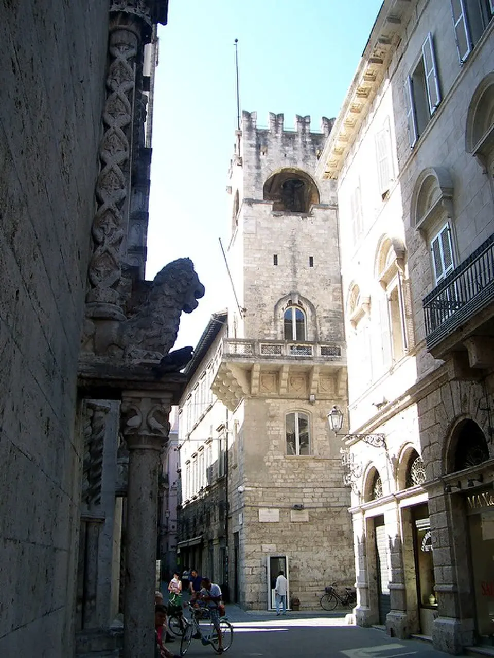 Torre degli Alvitreti