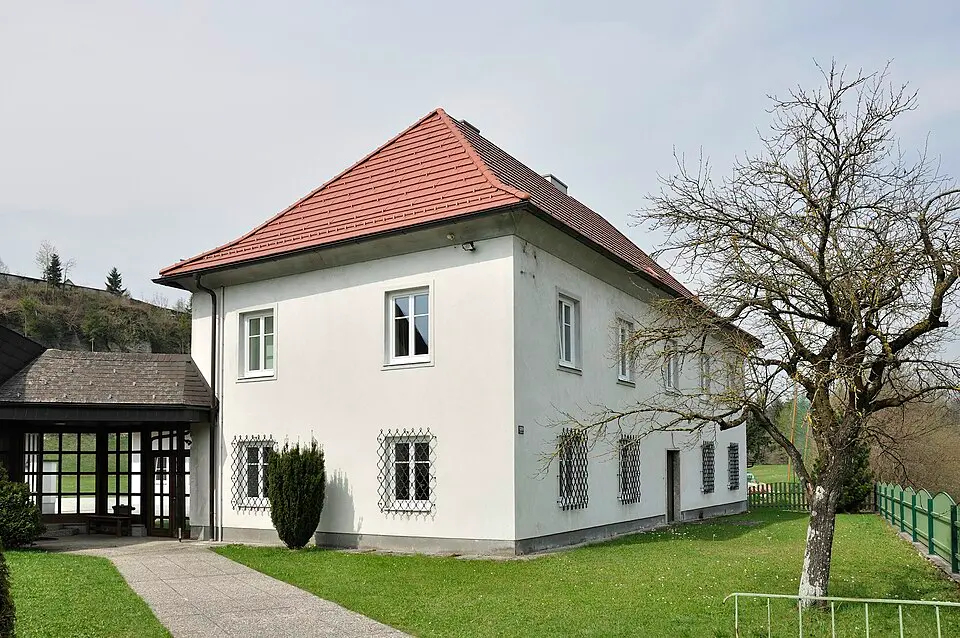 Pfarrhof, Altbau