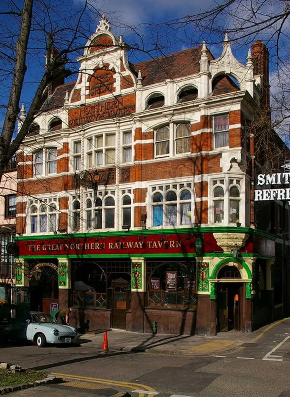 Image: Julian Osley · CC BY-SA 2.0 Hornsey