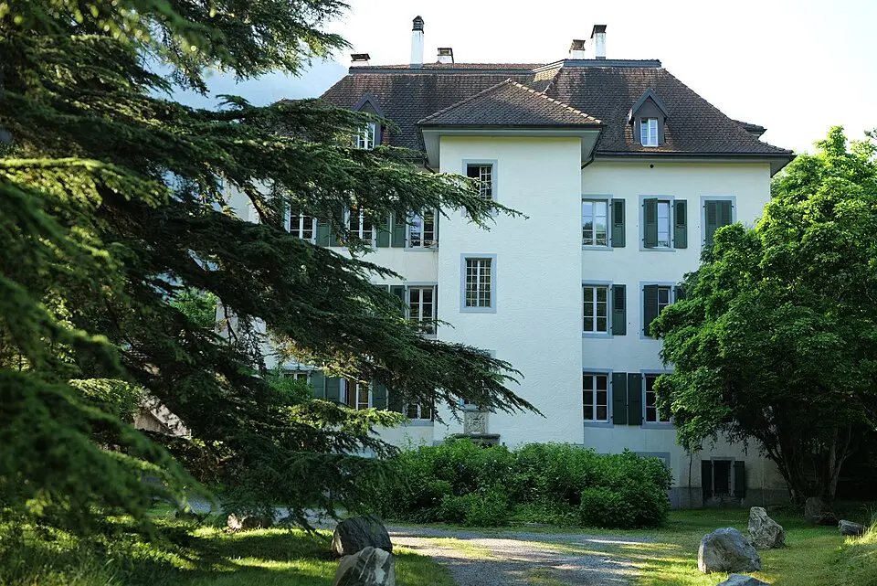 Schloss Grenier, sein Nebengebäude und sein Park