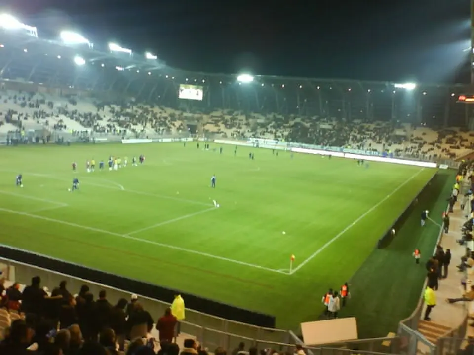 Obrázok: Milky · FAL Stade des Alpes