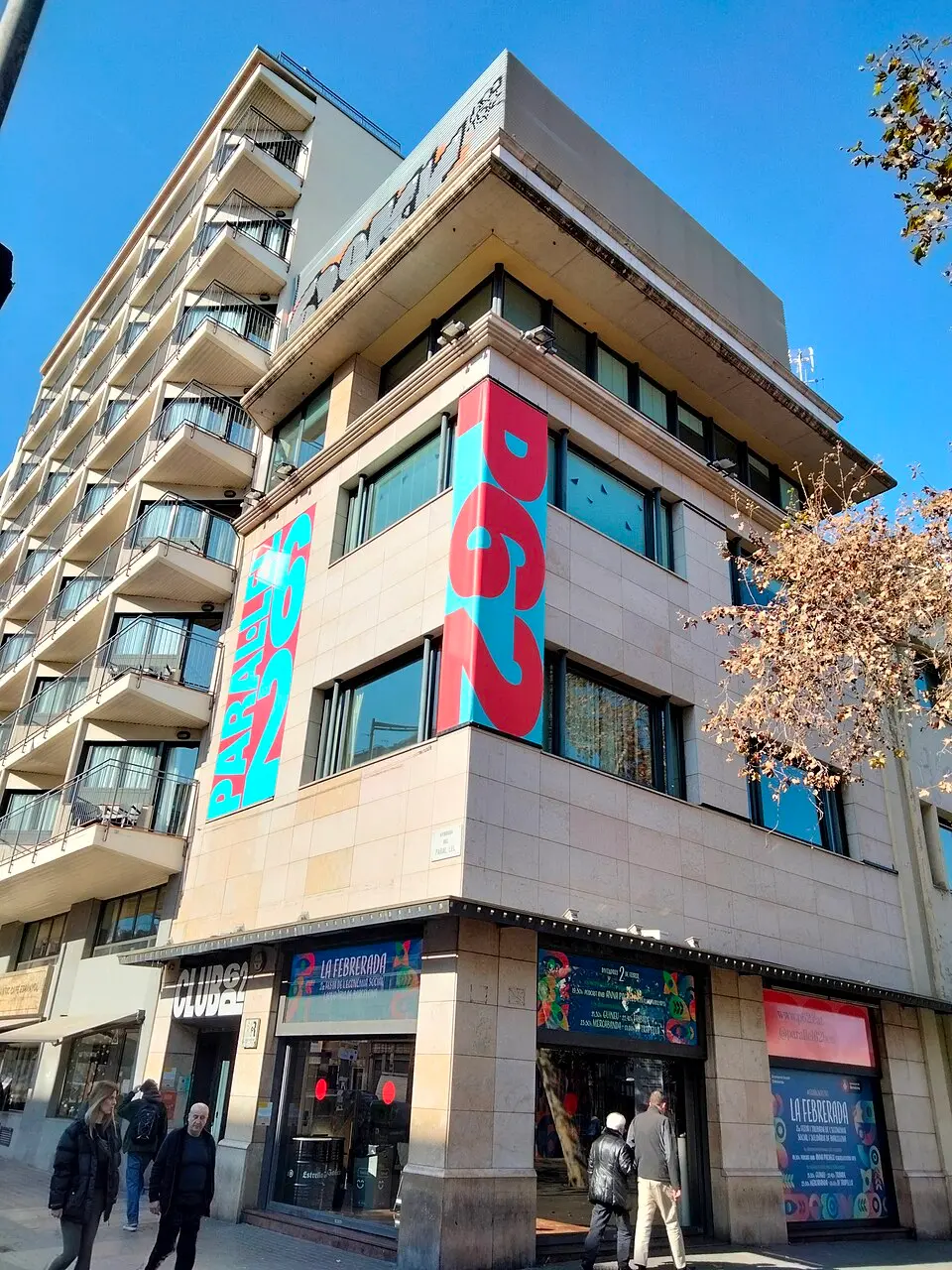 Obrázok: Enric · CC BY 4.0 Paral·lel 62