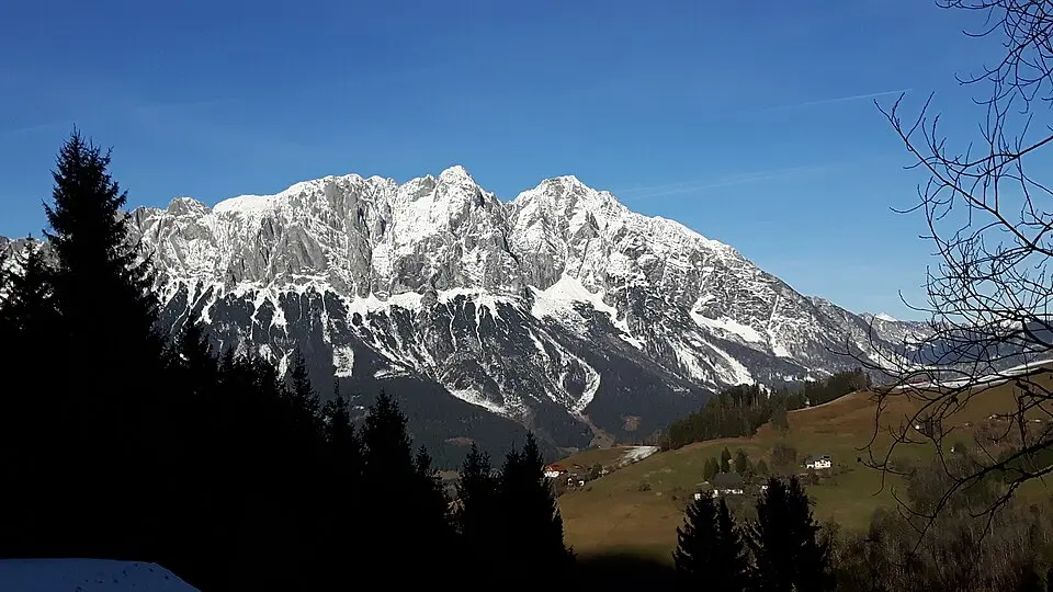 Immagine: Stefankasberger · CC BY-SA 4.0 Steinfeldspitze