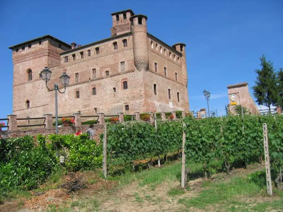 castello di Grinzane Cavour