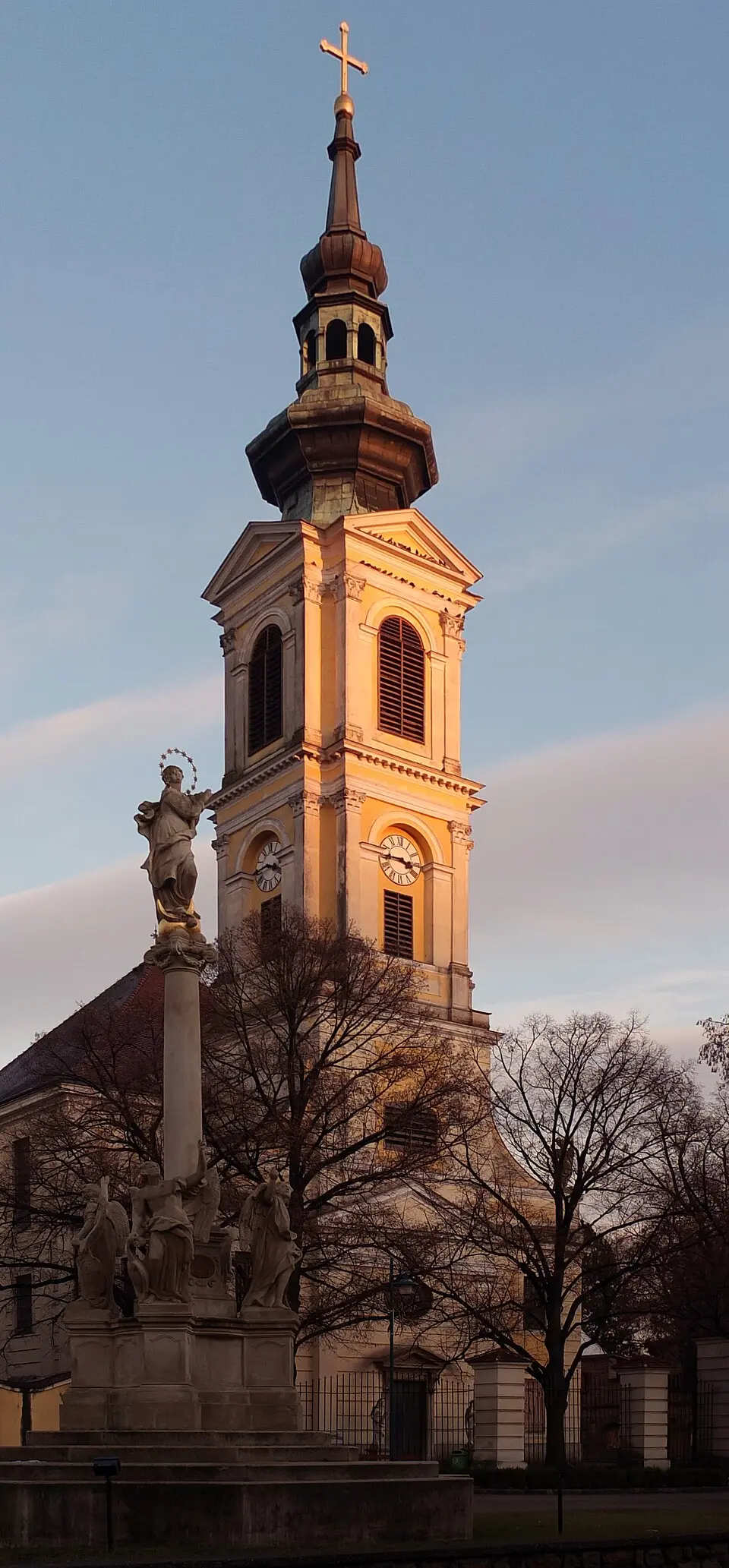 Image: Exduria2006 · CC BY 3.0 Pfarrkirche St. Georg, Großweikersdorf