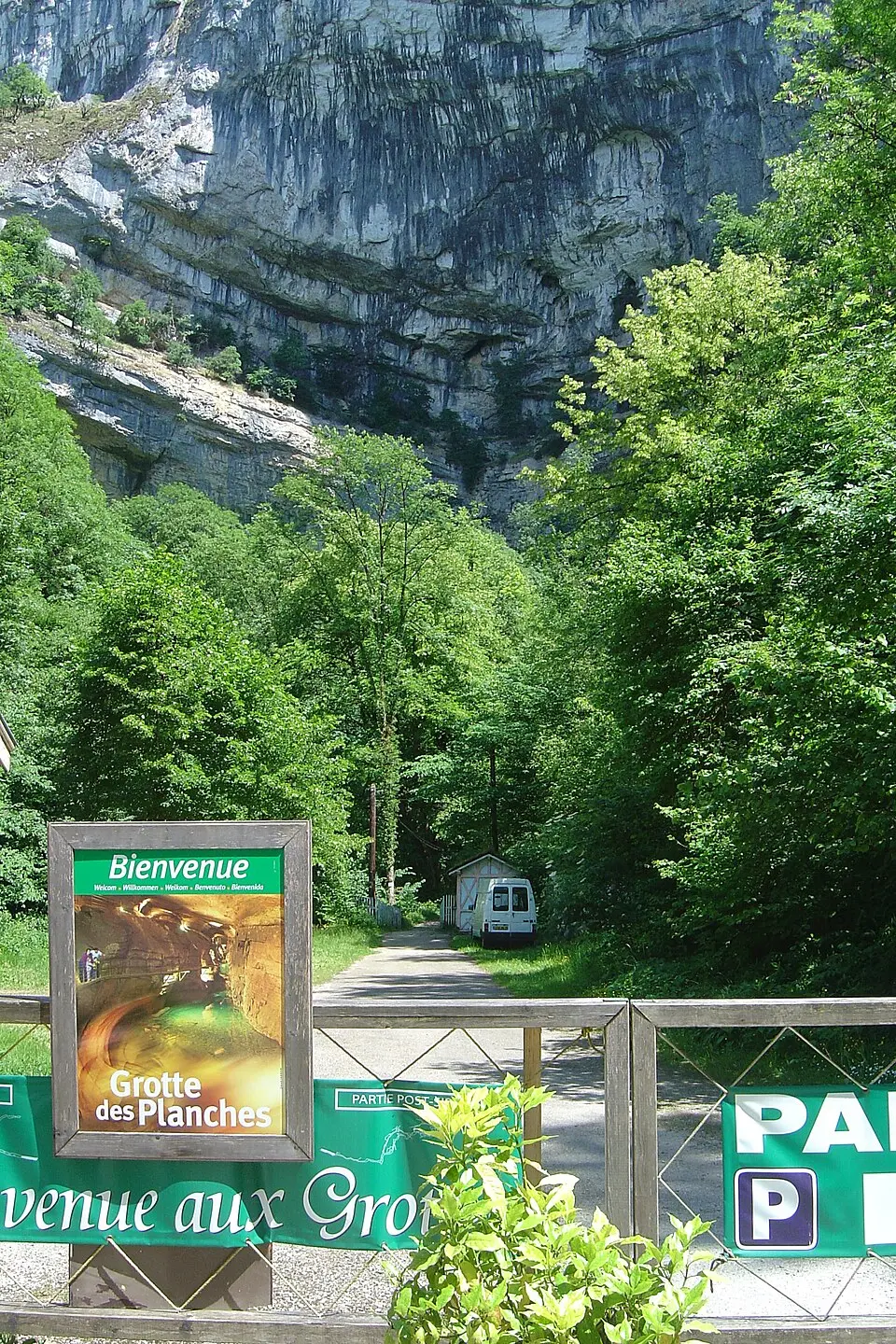 grotte des Planches
