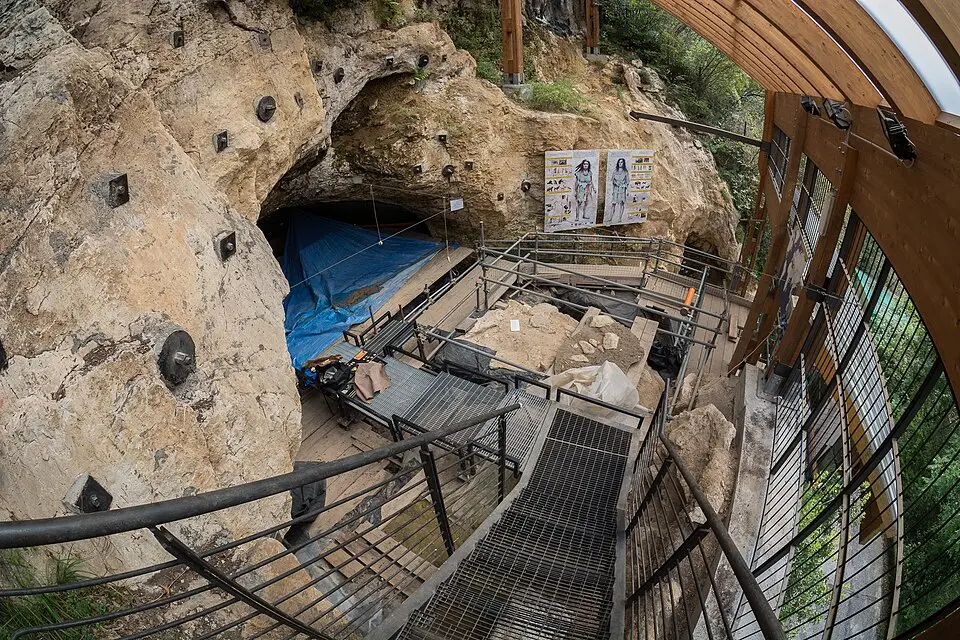 grotte de Fumane