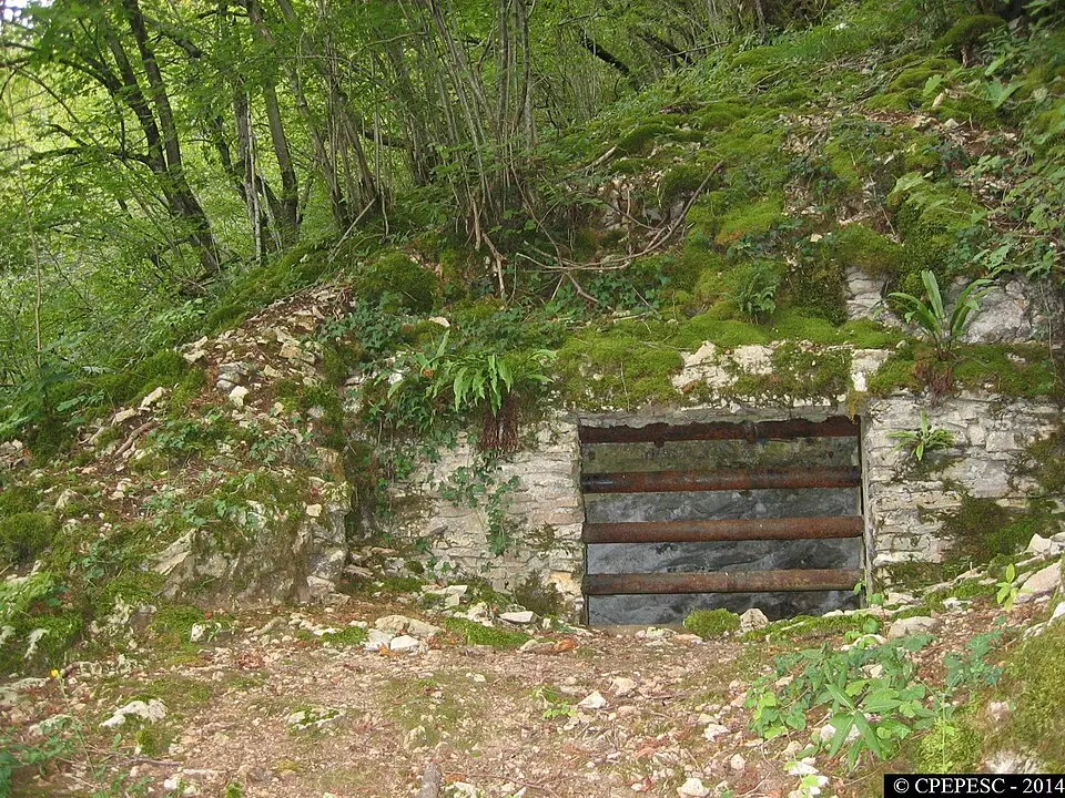 grotte de Gondenans-les-Moulins