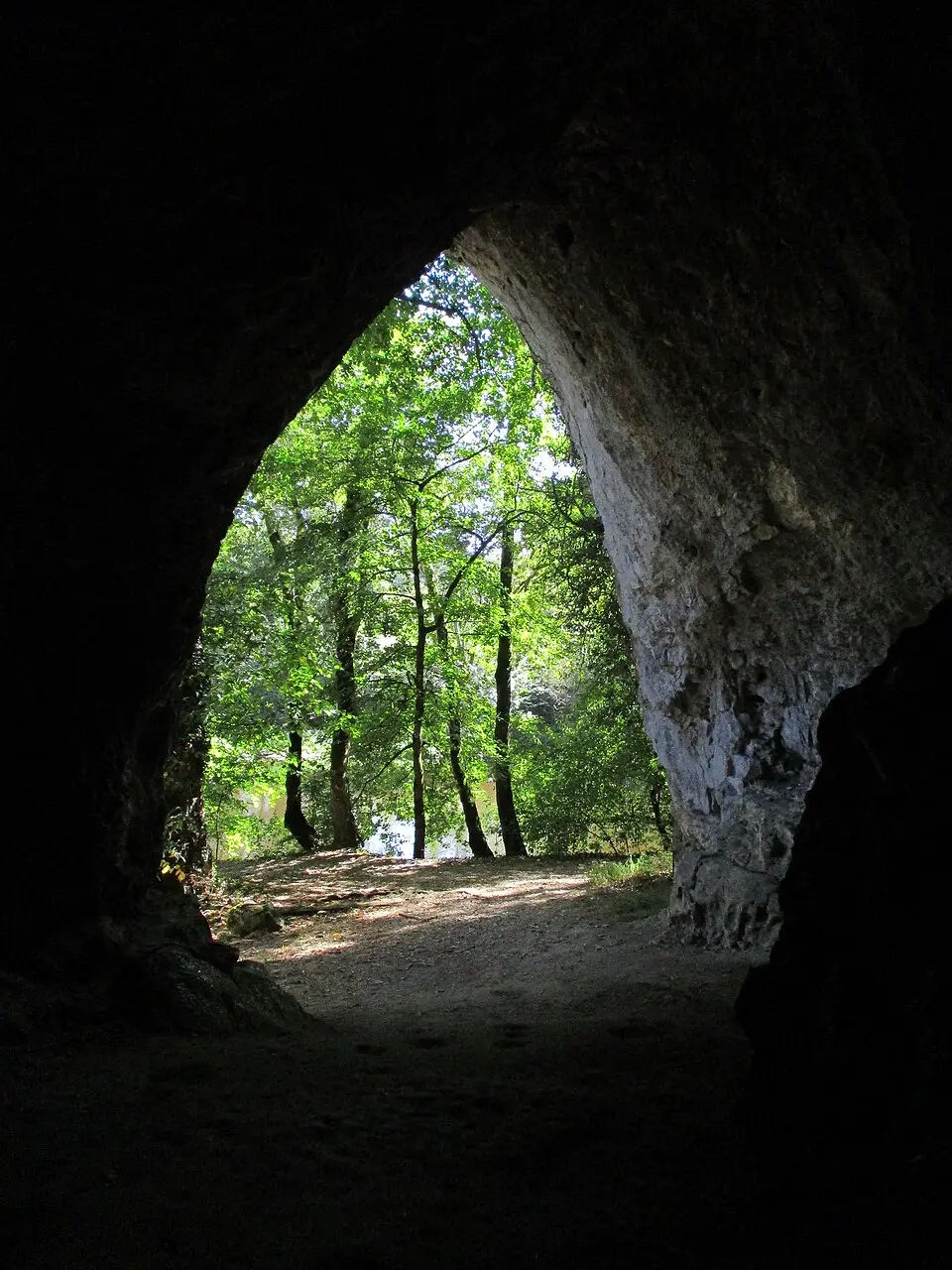 grotte des Fées