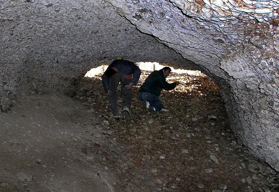 grotte du Château de Saint-Didier