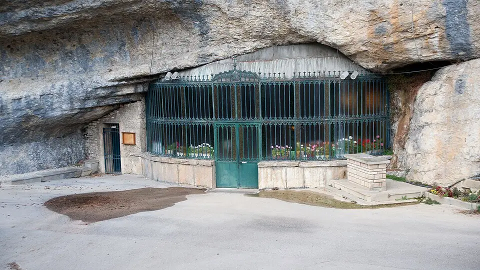 grotte-chapelle de Remonot
