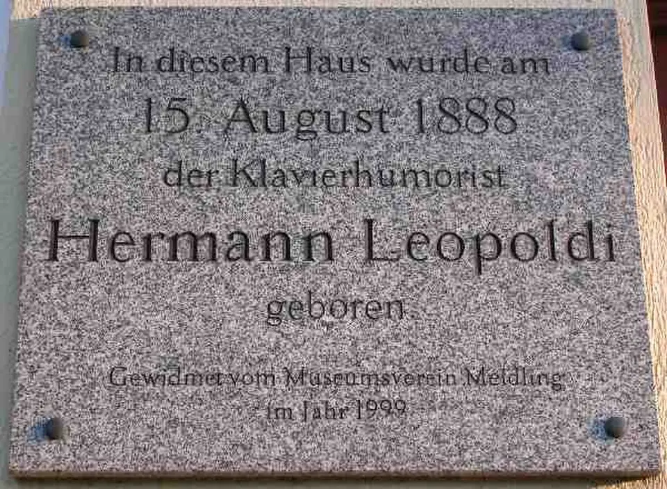 Obrázok: GuentherZ · Public domain Gedenktafel für Hermann Leopoldi (Wien, Schönbrunner Straße 219)
