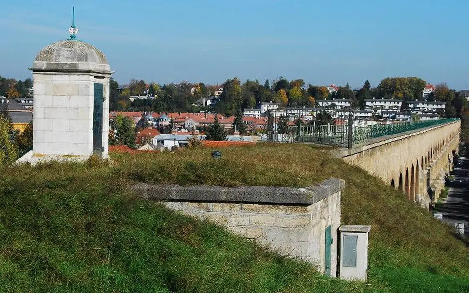 Image: GuentherZ · CC BY-SA 3.0 Sauberg