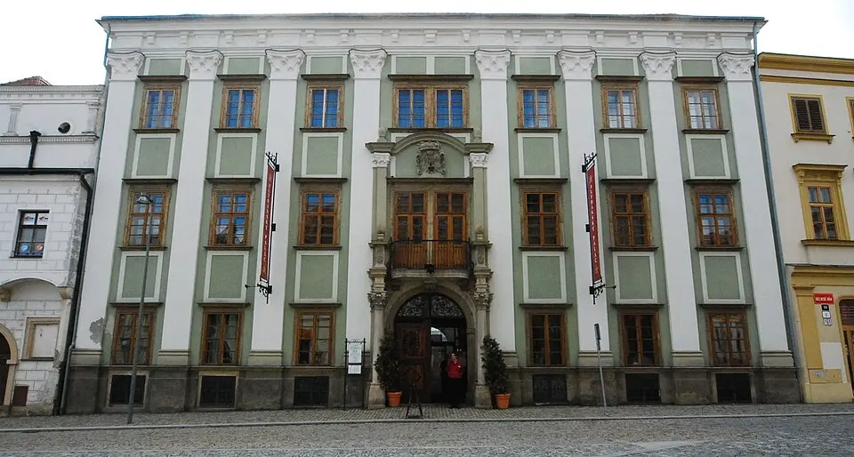Immagine: GuentherZ · CC BY 3.0 Althanský palác