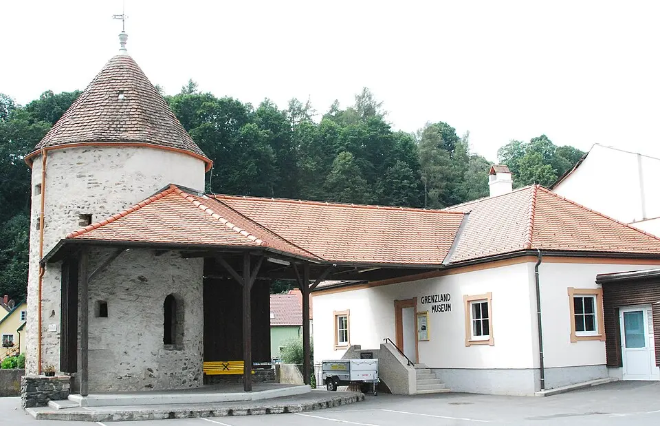 Mittelalterlicher Wehrturm