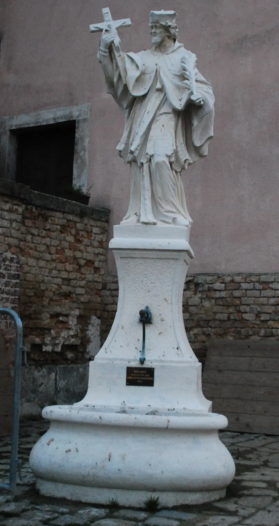 Johannes-Nepomuk-Brunnen