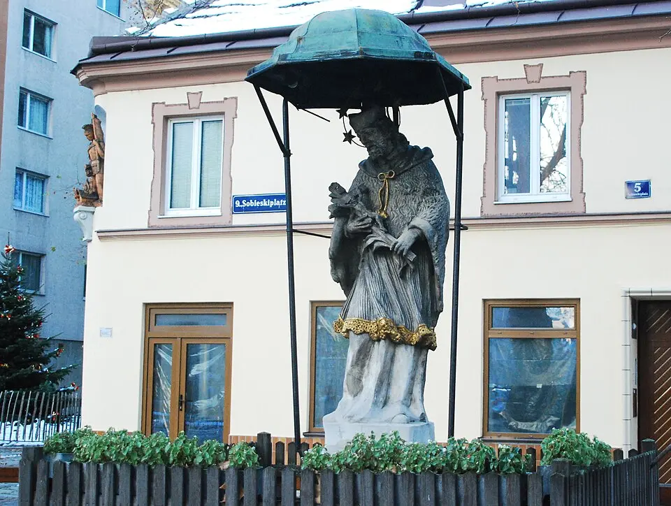 Steinfigur hl. Johannes Nepomuk
